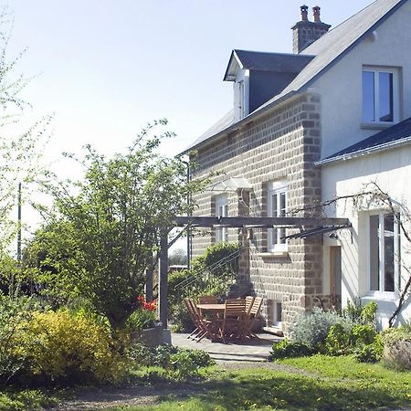 La Nesliere Chambres D'Hotes Bio Saint-Symphorien-des-Monts Bagian luar foto