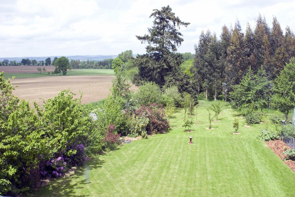 La Nesliere Chambres D'Hotes Bio Saint-Symphorien-des-Monts Bagian luar foto